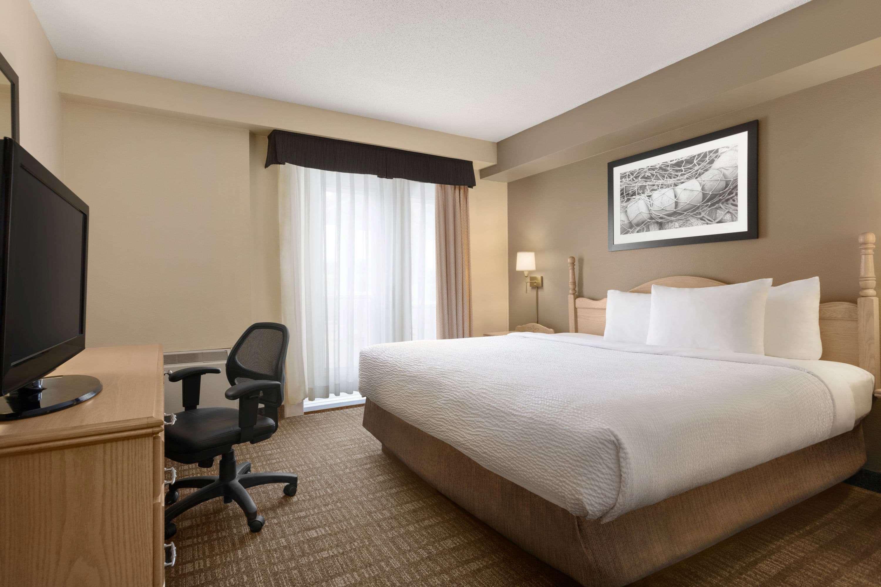 Travelodge Suites By Wyndham Moncton Extérieur photo