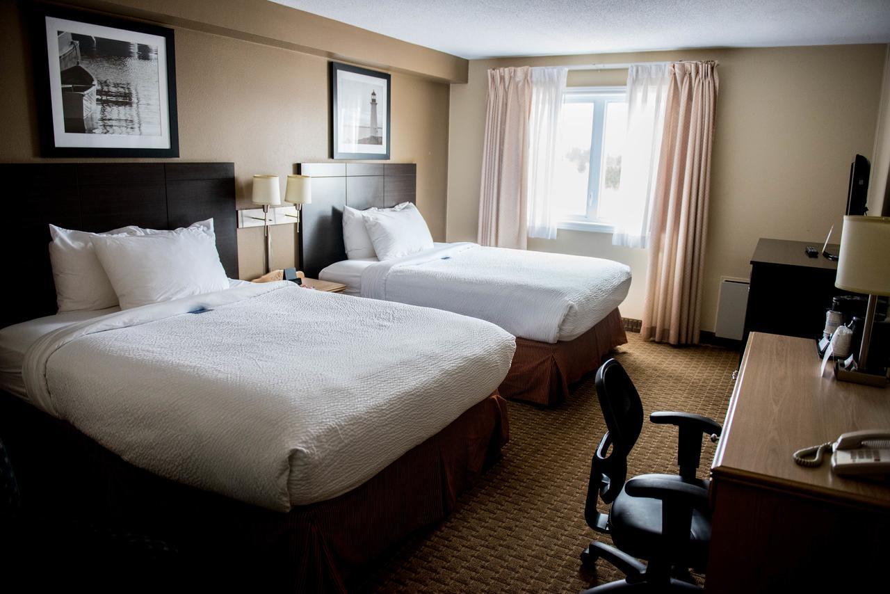 Travelodge Suites By Wyndham Moncton Extérieur photo