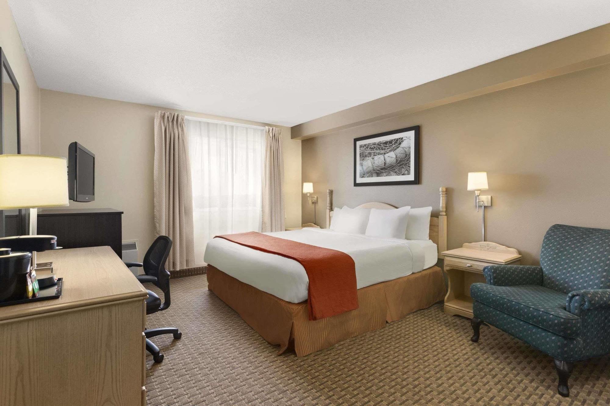 Travelodge Suites By Wyndham Moncton Extérieur photo