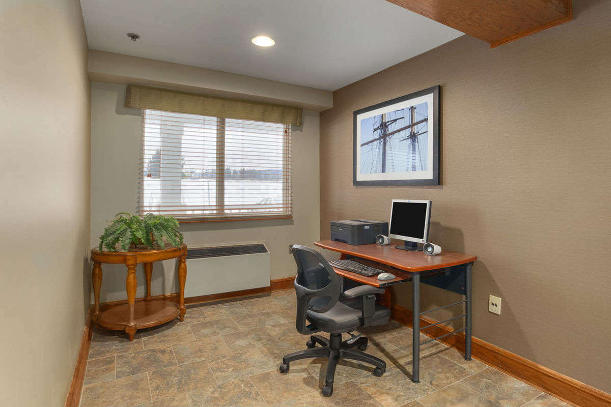 Travelodge Suites By Wyndham Moncton Extérieur photo